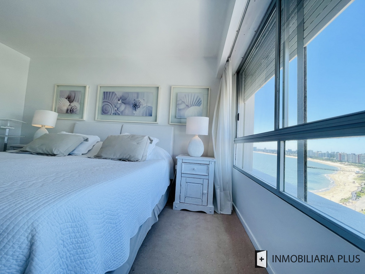 Apartamento ID.1000 - Alquiler departamento piso alto de 3 dormitorios en la Península de Punta del Este