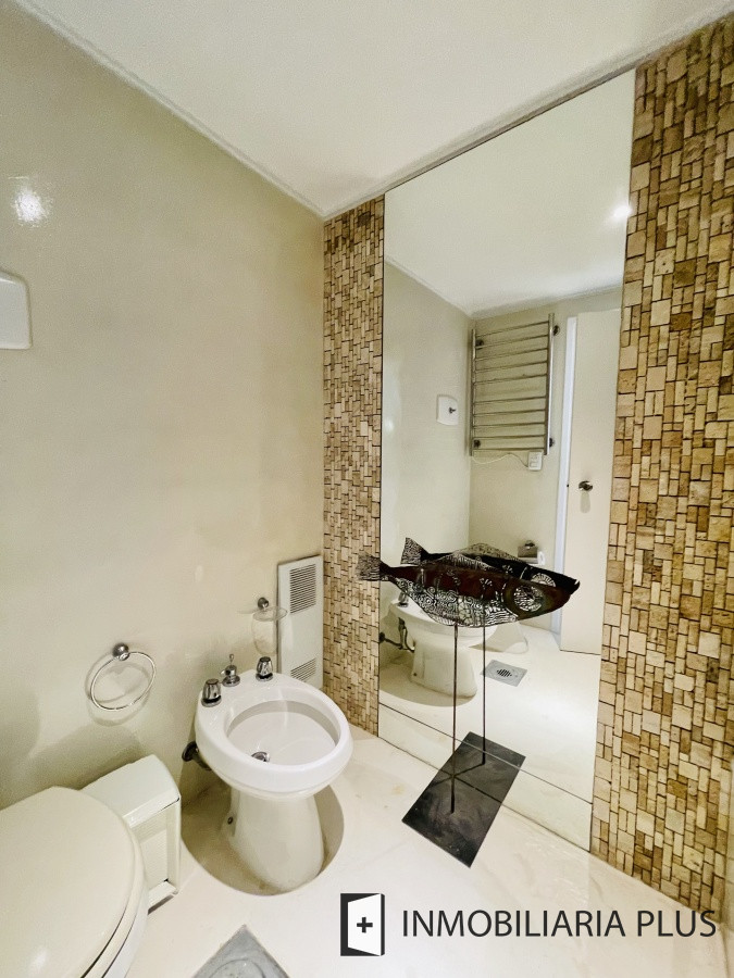 Apartamento ID.1000 - Alquiler departamento piso alto de 3 dormitorios en la Península de Punta del Este