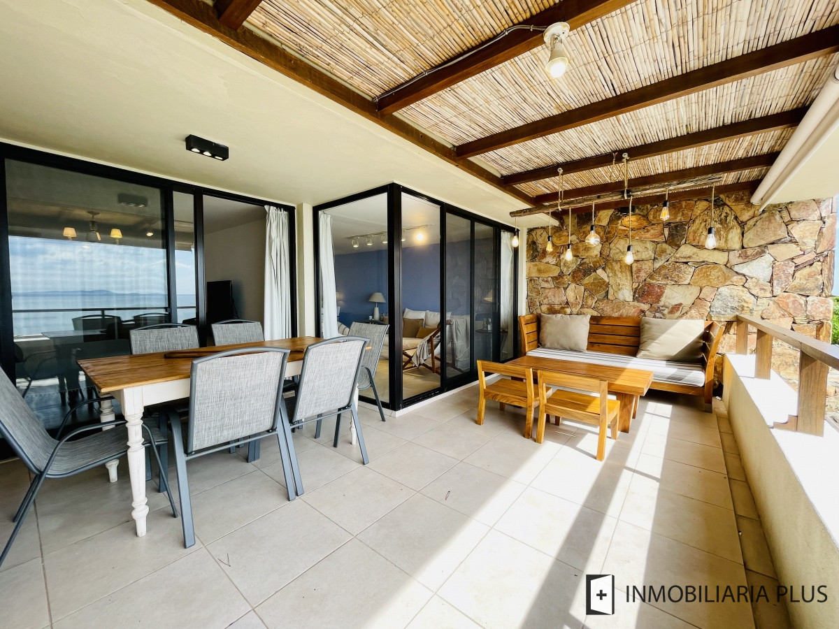 Apartamento ID.1016 - Venta de apartamento en Punta Ballena con 2 dormitorios Piscinas Barbacoa Club House Parrillero y más