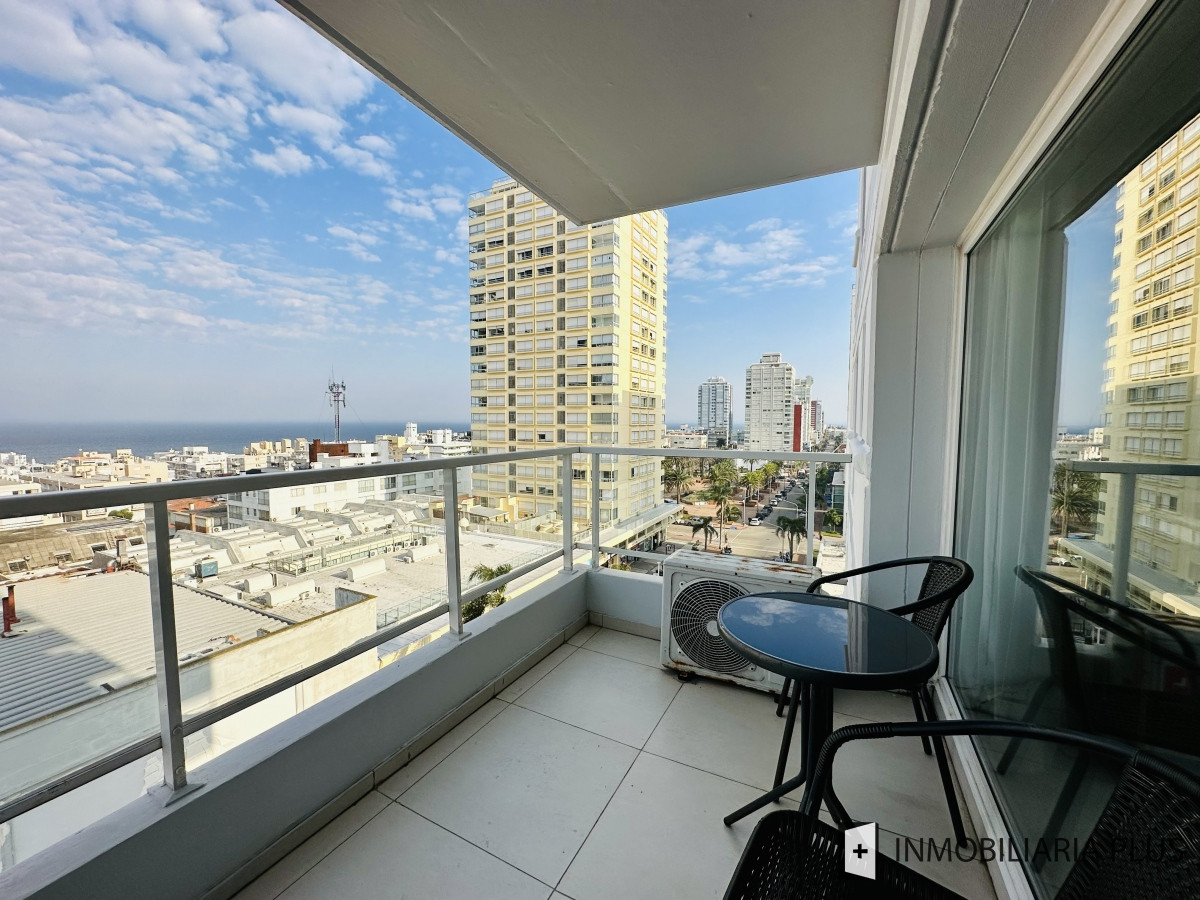Apartamento ID.647 - Venta de Moderno Monoambiente con Vista al Mar en Venta, Península de Punta del Este C998