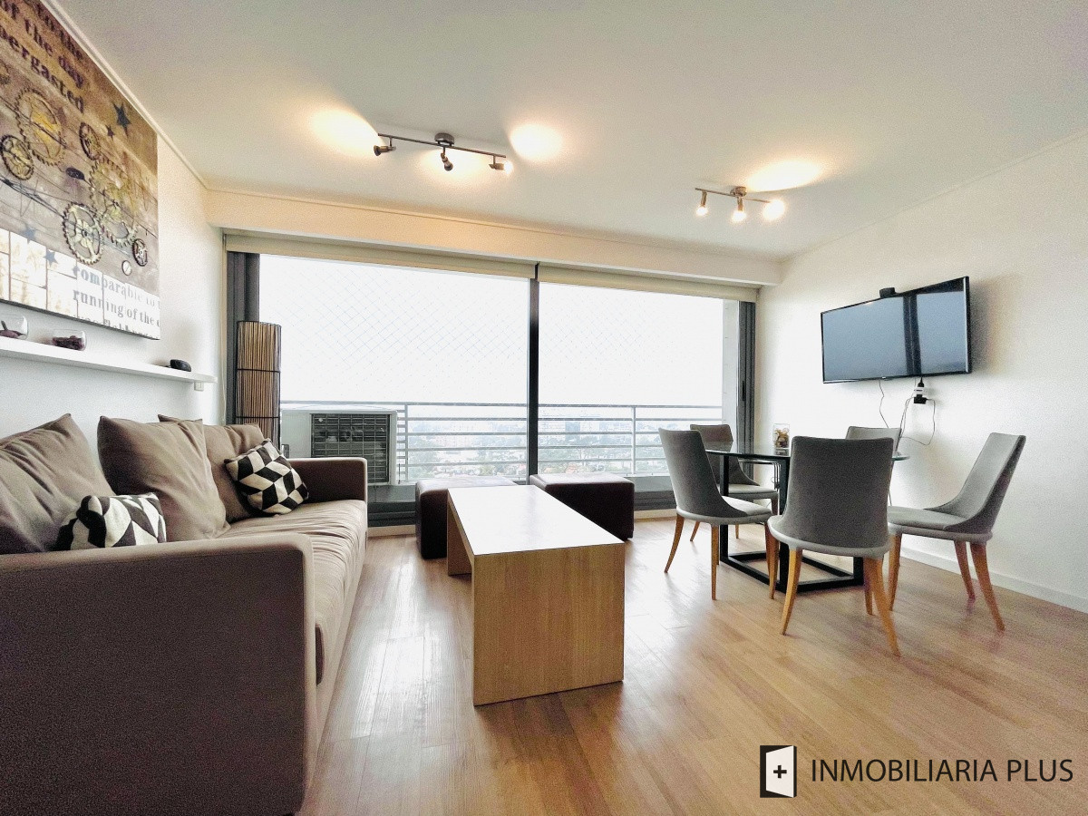 Apartamento ID.1024 - Venta de Apartamento con 2 Dormitorios Piscina, Microcine, Gimnasio y más en Playa Mansa de Punta del Este