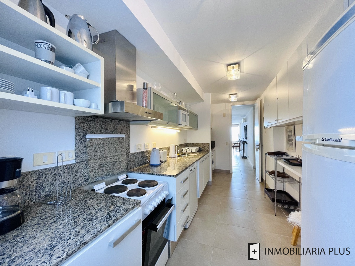 Apartamento ID.1016 - Venta de apartamento en Punta Ballena con 2 dormitorios Piscinas Barbacoa Club House Parrillero y más