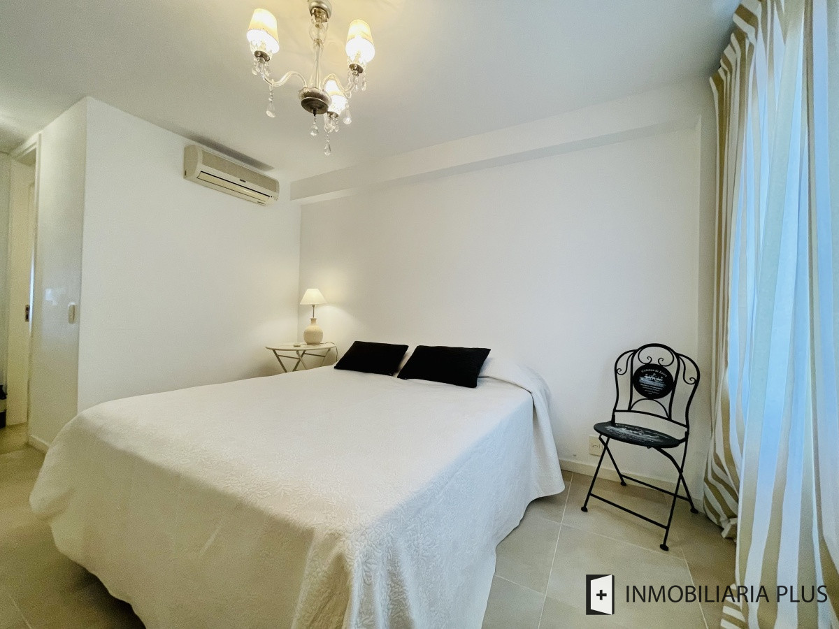 Apartamento ID.1016 - Venta de apartamento en Punta Ballena con 2 dormitorios Piscinas Barbacoa Club House Parrillero y más