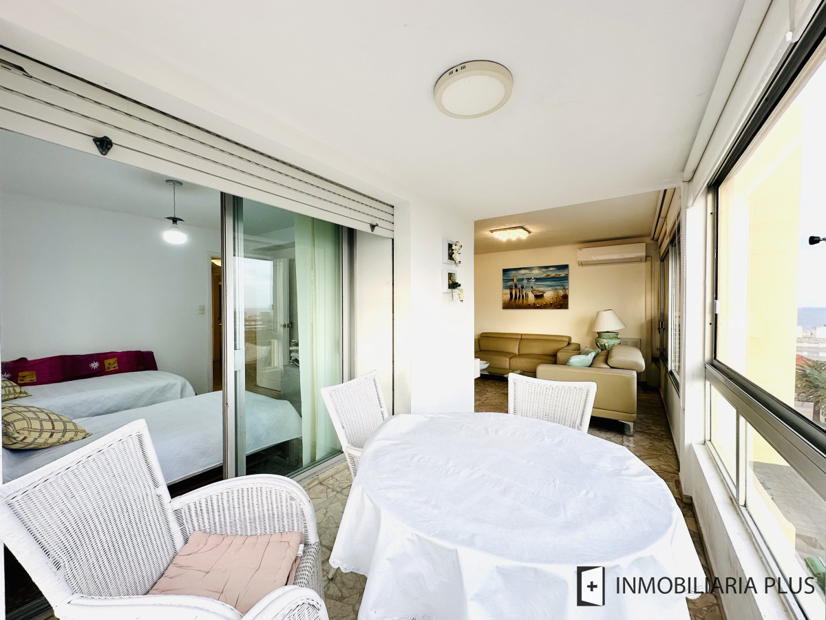 Apartamento ID.1666 - Venta de apartamento en Península de Punta del este con 3 dormitorios y 2 baños reciclado 