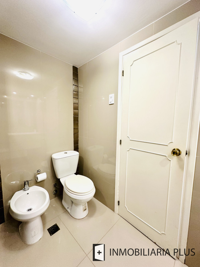 Apartamento ID.1666 - Venta de apartamento en Península de Punta del este con 3 dormitorios y 2 baños reciclado 