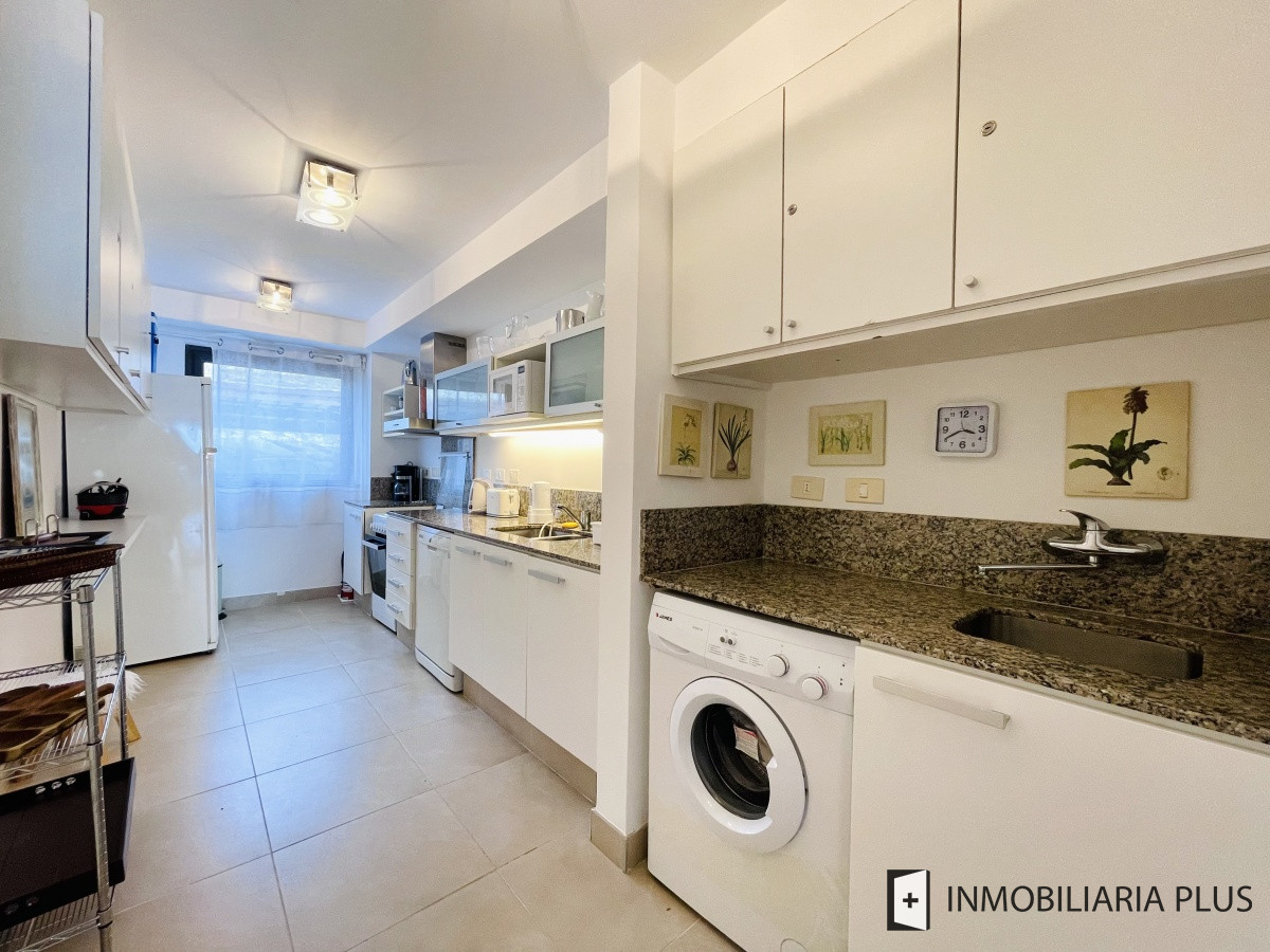 Apartamento ID.1016 - Venta de apartamento en Punta Ballena con 2 dormitorios Piscinas Barbacoa Club House Parrillero y más