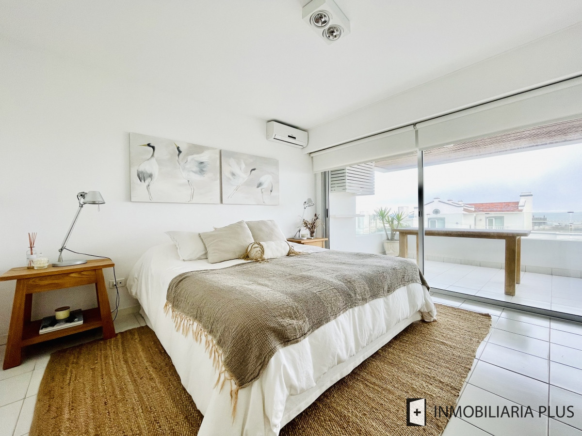 Apartamento ID.729 - Alquiler temporario de penthouse de tres dormitorios en Playa Montoya, La Barra C729B