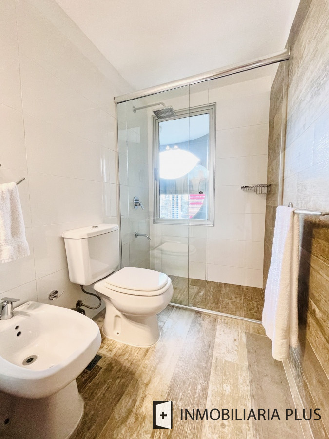 Apartamento ID.851 - Venta de Apartamento en Playa Brava de 2 Dormitorios Frente al Mar Punta del Este C851