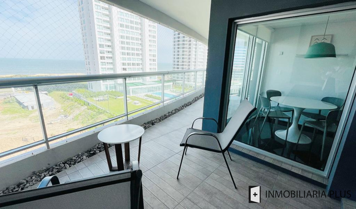 Apartamento ID.988 - Alquiler de Apto con 3 Dormitorios Parrillero Piscina Gimnasio Playroom y másen playa Brava Punta del Este
