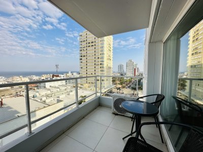  Venta de Moderno Monoambiente con Vista al Mar en Venta, Península de Punta del Este C998