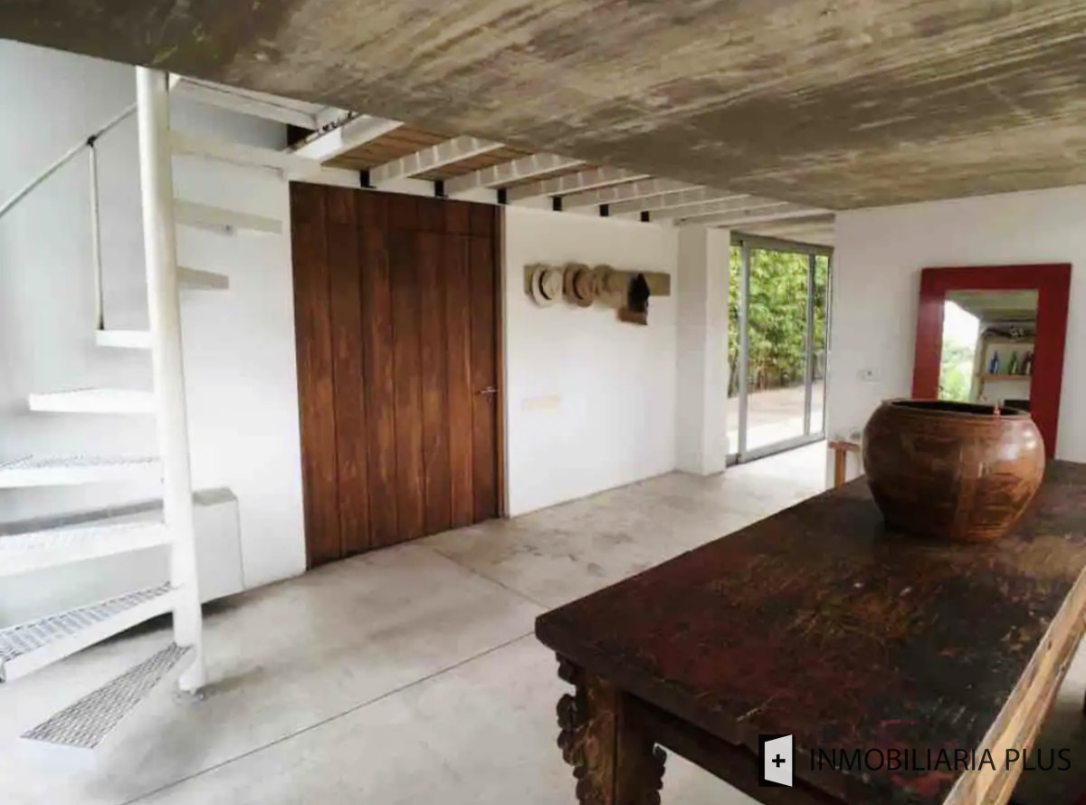 Casa ID.1267 - Alquiler de Casa en Punta del Este con 4 Dormitorios y Piscina a pasos de la Playa Mansa