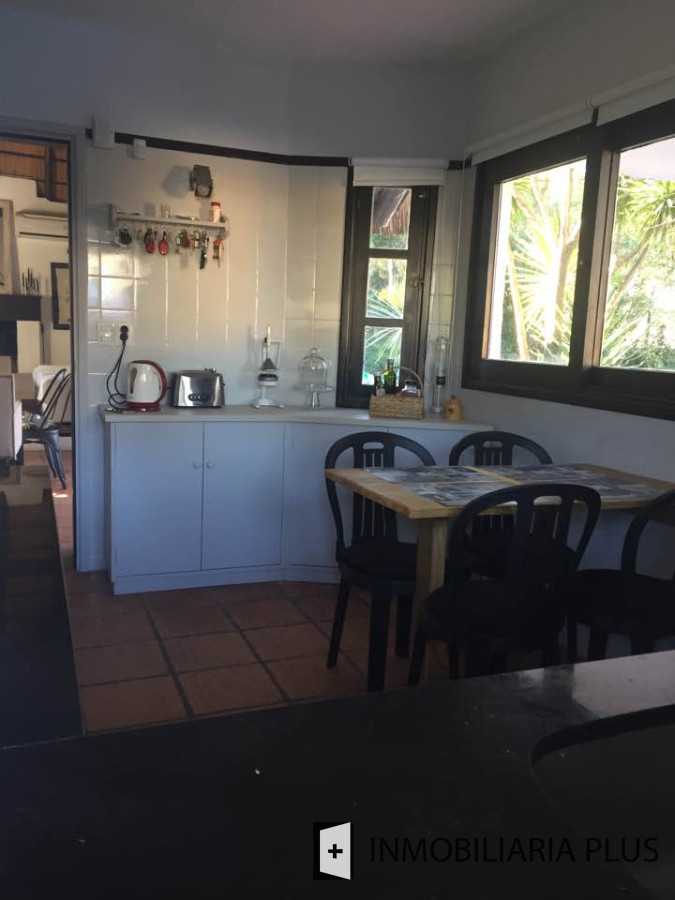 Casa ID.644 - Venta de Casa con 3 Dormitorios y Piscina, Rincón del Indio C995