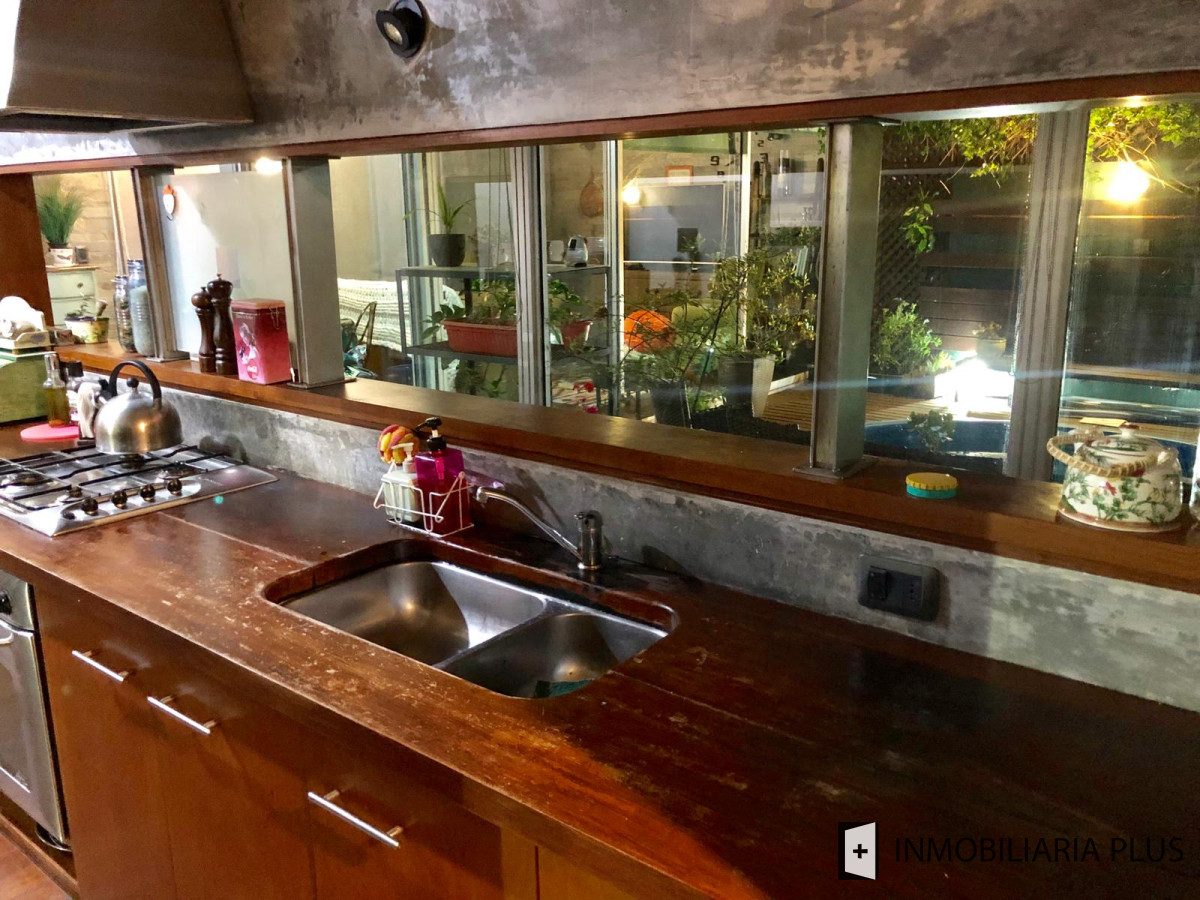 Casa ID.461 - Venta de casa con 525 m2 de terreno a pasos del Mar en Pinares con 2 Dormitorios C915