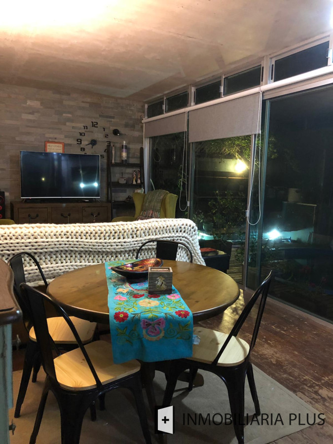 Casa ID.461 - Venta de casa con 525 m2 de terreno a pasos del Mar en Pinares con 2 Dormitorios C915