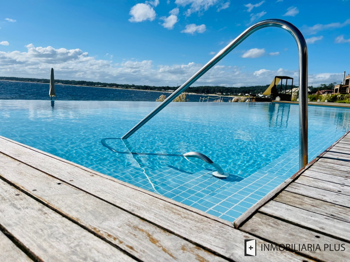 Apartamento ID.1016 - Venta de apartamento en Punta Ballena con 2 dormitorios Piscinas Barbacoa Club House Parrillero y más