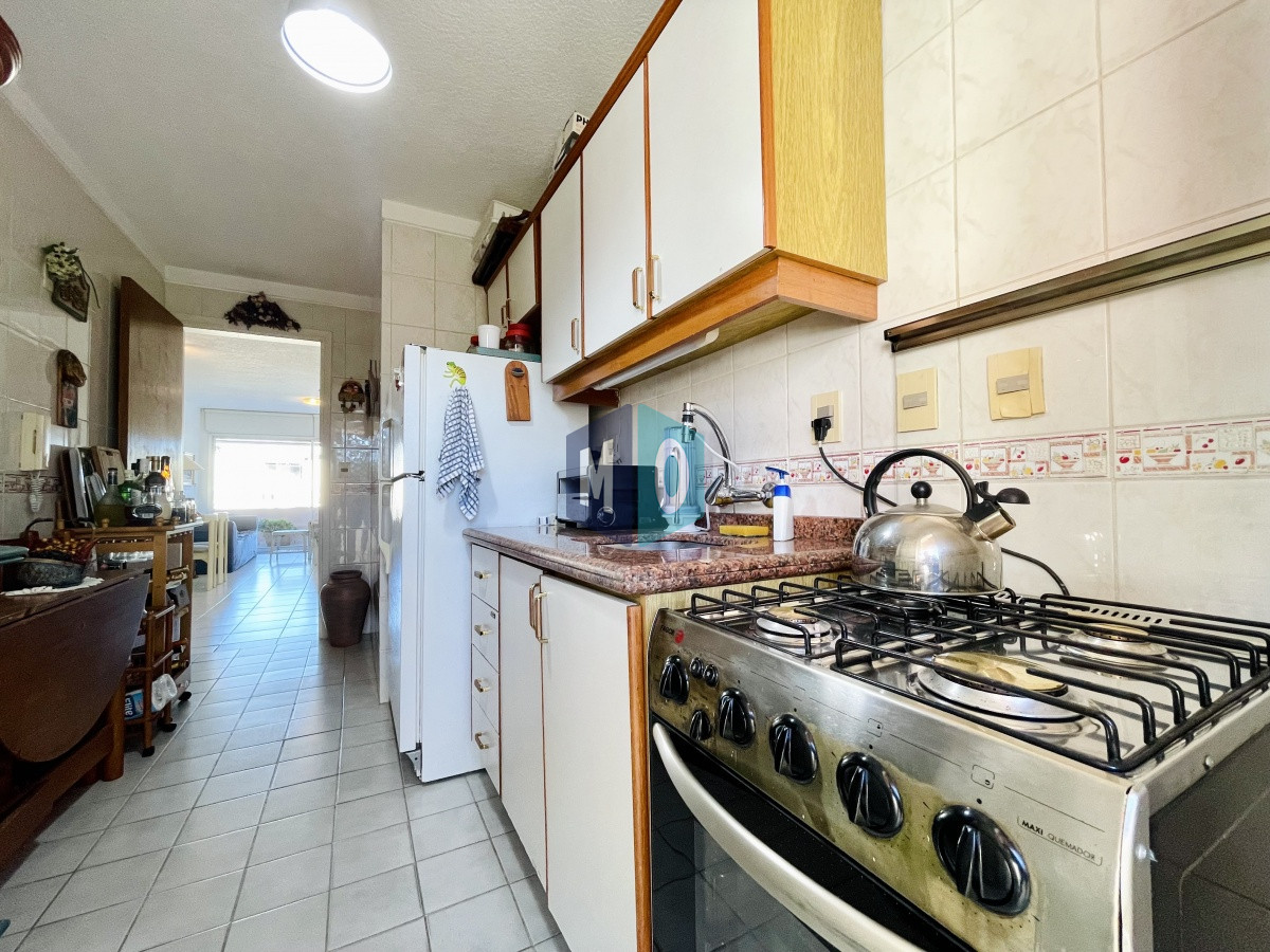 Apartamento ID.385 - Penthouse de 3 Dormitorios y Parrillero a metros de Playa Mansa, Venta Punta del Este