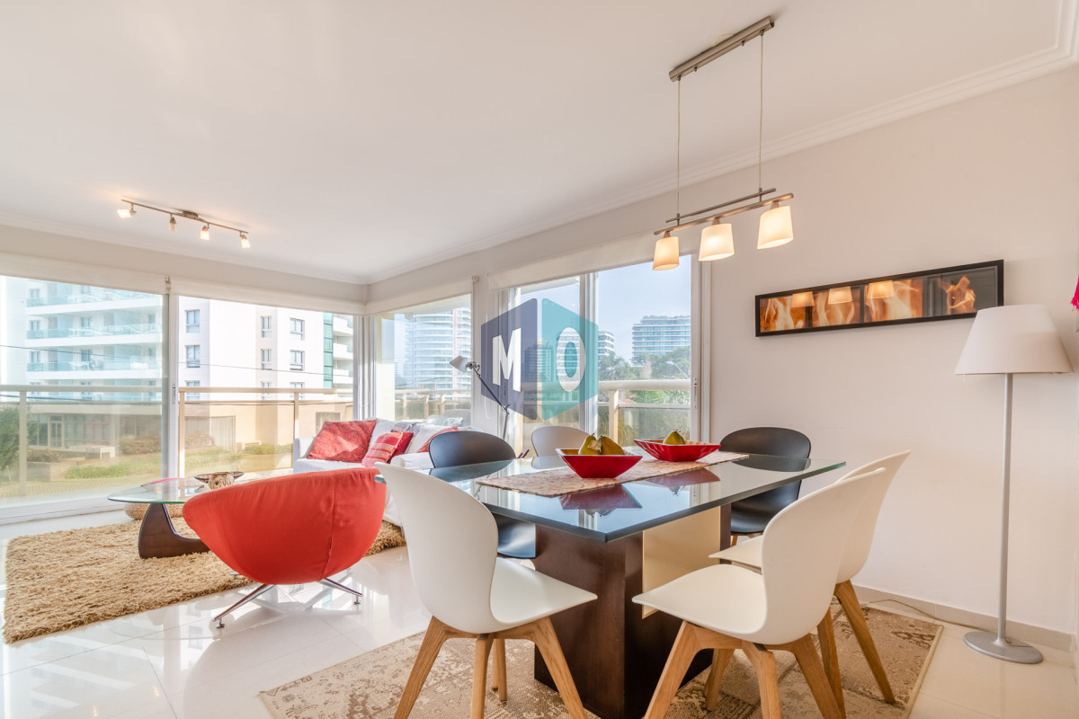 Apartamento ID.131 - Moderno Apartamento de 3 Dormitorios En Venta, Playa Brava