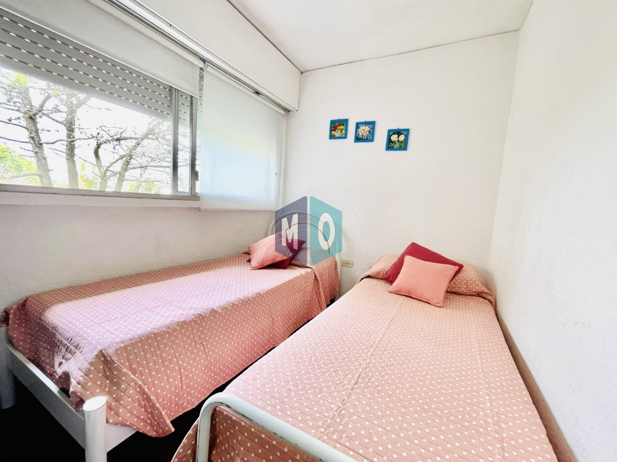 Apartamento ID.666 - Apartamento de 2 Dormitorios en Aidy Grill a Pocos Metros de Playa Brava - Venta