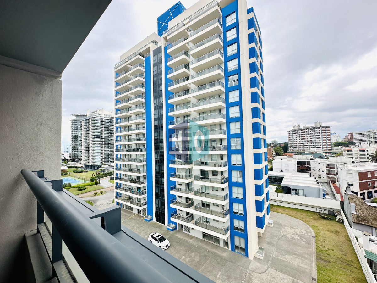 Apartamento ID.1161 - Apartamento de 2 Dormitorios Alquiler Anual, Playa Brava, Punta del Este