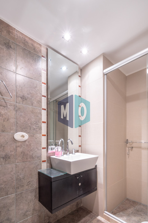 Apartamento ID.532 - Venta de Excelente Apartamento de 3 Dormitorios con Vista al Mar, Playa Mansa, Punta del Este