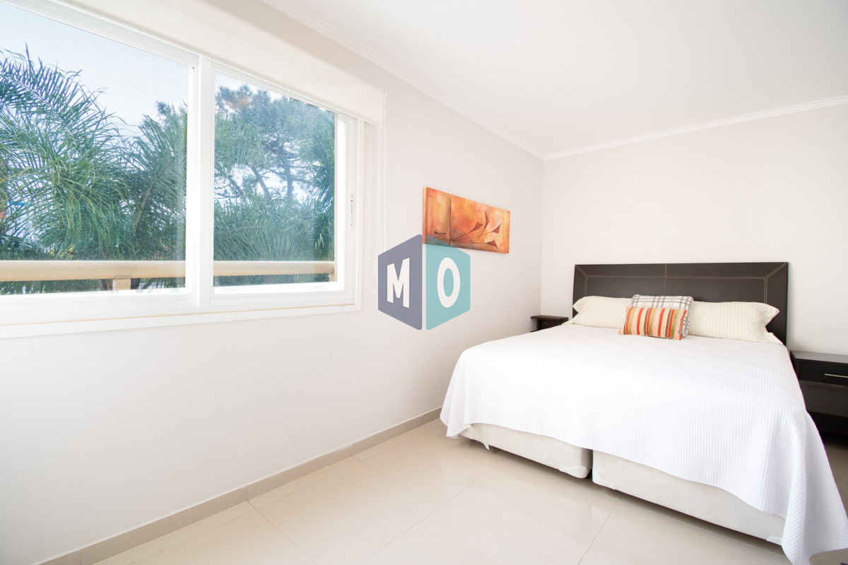 Apartamento ID.131 - Moderno Apartamento de 3 Dormitorios En Venta, Playa Brava