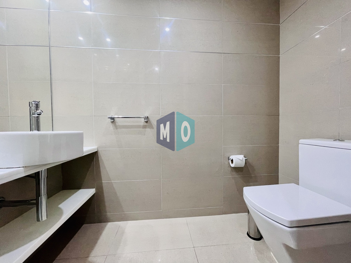 Apartamento ID.576 - Moderno Apartamento de 3 Suites en Playa Mansa con Vista al Mar