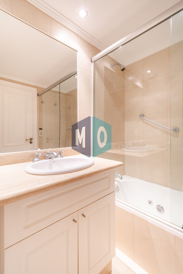 Apartamento ID.131 - Moderno Apartamento de 3 Dormitorios En Venta, Playa Brava