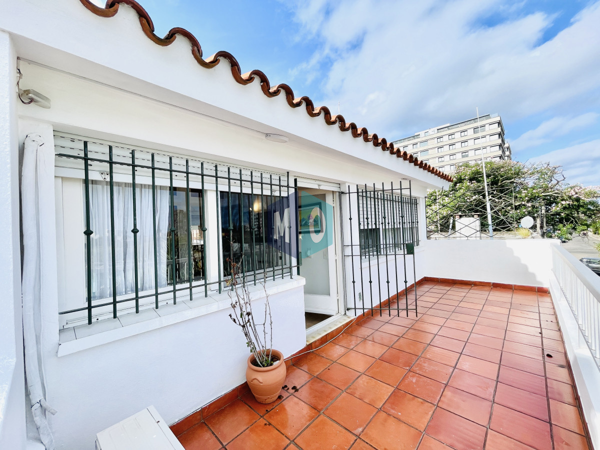 Casa ID.1034 - En Venta! Casa PH de 3 Dormitorios, Parrillero y Garage, en Maldonado, cerca de todo