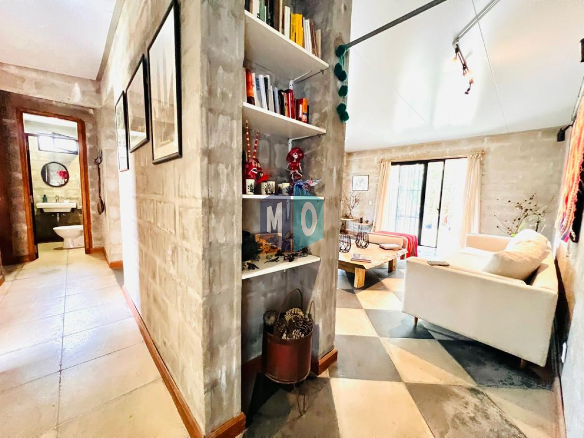 Casa ID.804 - Casa moderna en venta y alquiler anual de tres dormitorios en Parque Burnett, Pinares