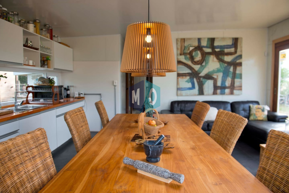 Casa ID.993 - Moderna Casa de 2 Dormitorios, Piscina Climatizada y Parrillero en La Barra, Alquiler Anual e Invernal