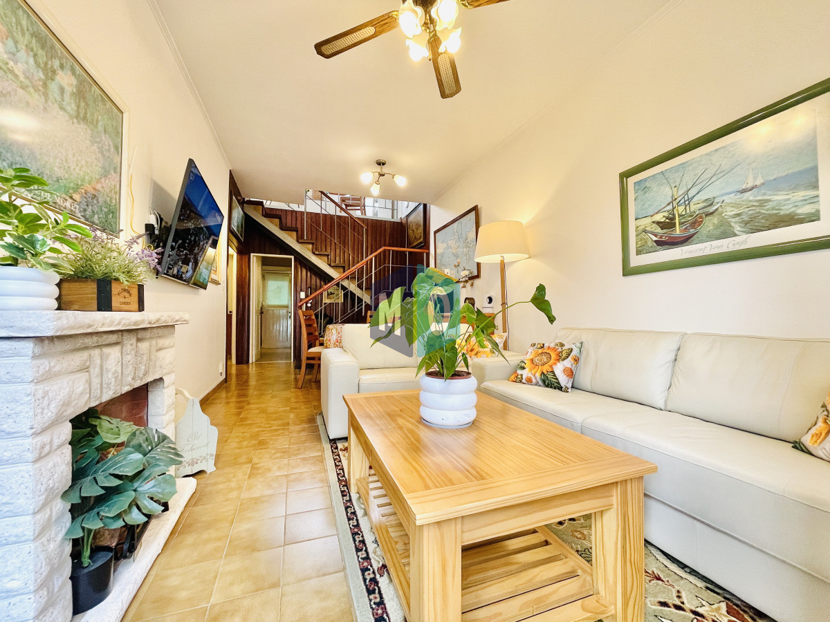 Casa ID.1034 - En Venta! Casa PH de 3 Dormitorios, Parrillero y Garage, en Maldonado, cerca de todo