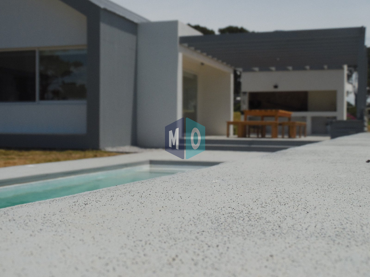 Casa ID.1010 - Excelente Casa de 5 Dormitorios en Barrio Privado Pinar del Faro, José Ignacio