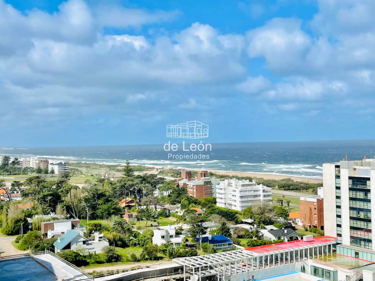 Apartamento ID.15260 - Alquiler temporario y venta de apartamento en torre de playa Brava con dos dormitorios 