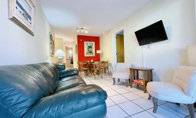 Venta de Apartamento de 2 Dormitorios en Playa Mansa, Punta del Este