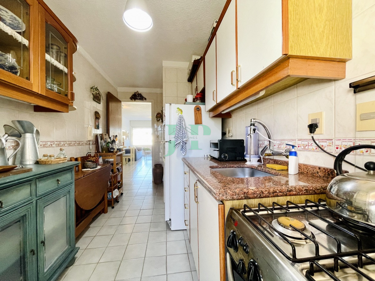 Apartamento ID.683 - Penthouse de 3 Dormitorios y Parrillero a metros de Playa Mansa, Venta Punta del Este