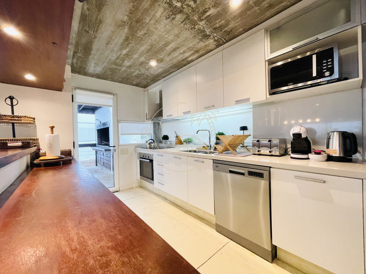 Casa ID.21092859 - Excelente Casa de 5 Dormitorios en Manantiales, Punta del Este