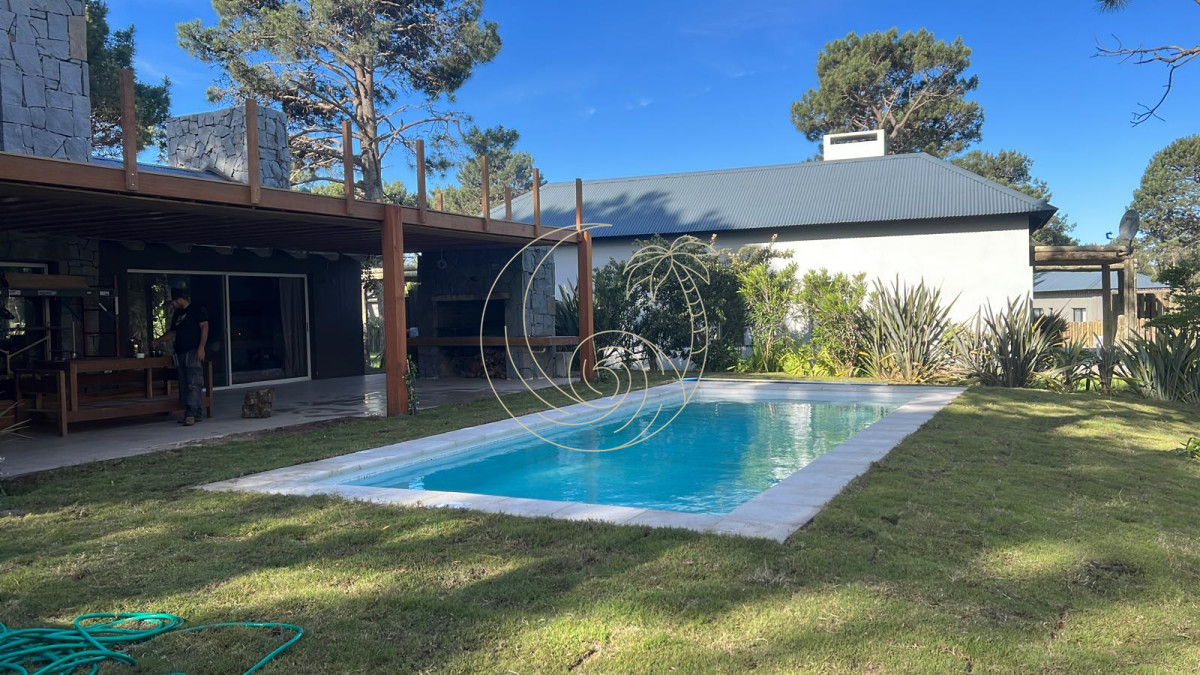 Casa ID.21092856 - Excelente casa moderna de 4 Dormitorios más dependencia en barrio privado Pinar del Faro, José Ignacio 