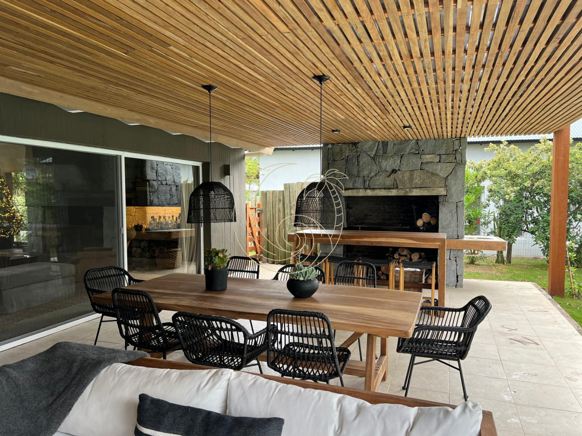 Casa ID.21092856 - Excelente casa moderna de 4 Dormitorios más dependencia en barrio privado Pinar del Faro, José Ignacio 