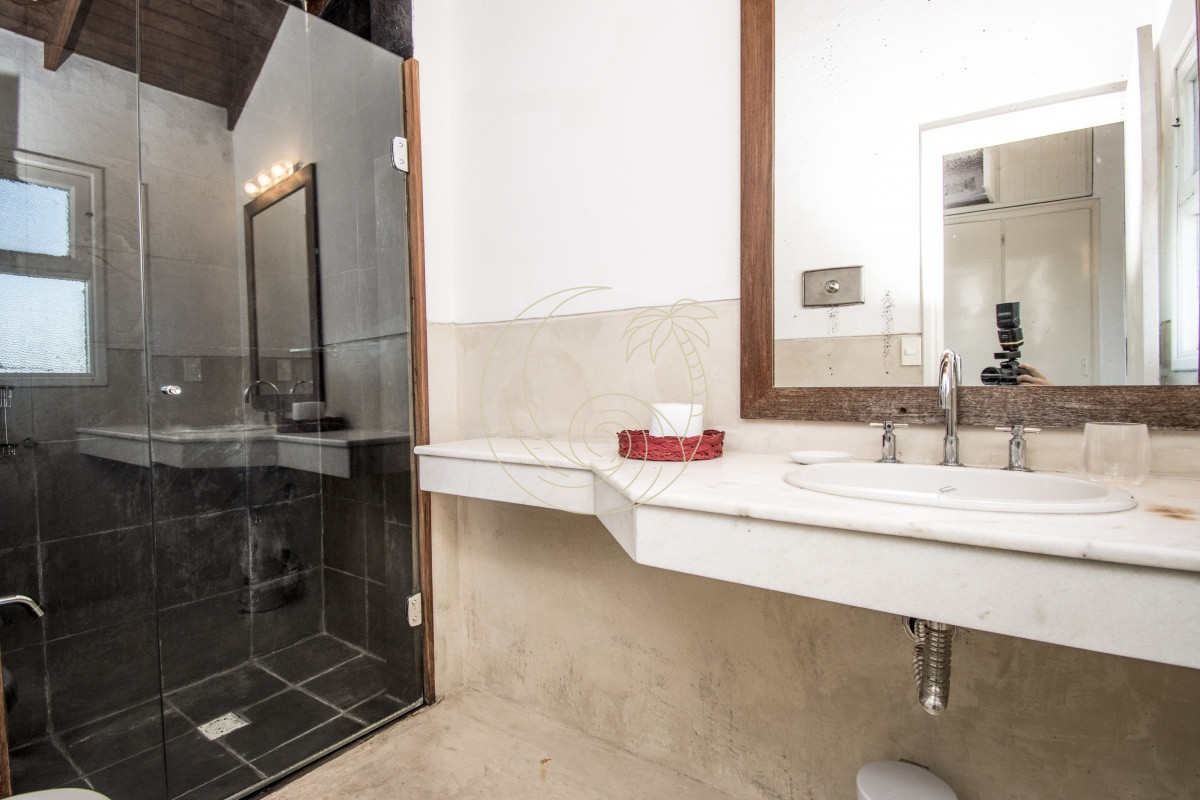 Casa ID.21092881 - Excelente Casa de 4 Dormitorios con Piscina y Parrillero en Montoya, La Barra