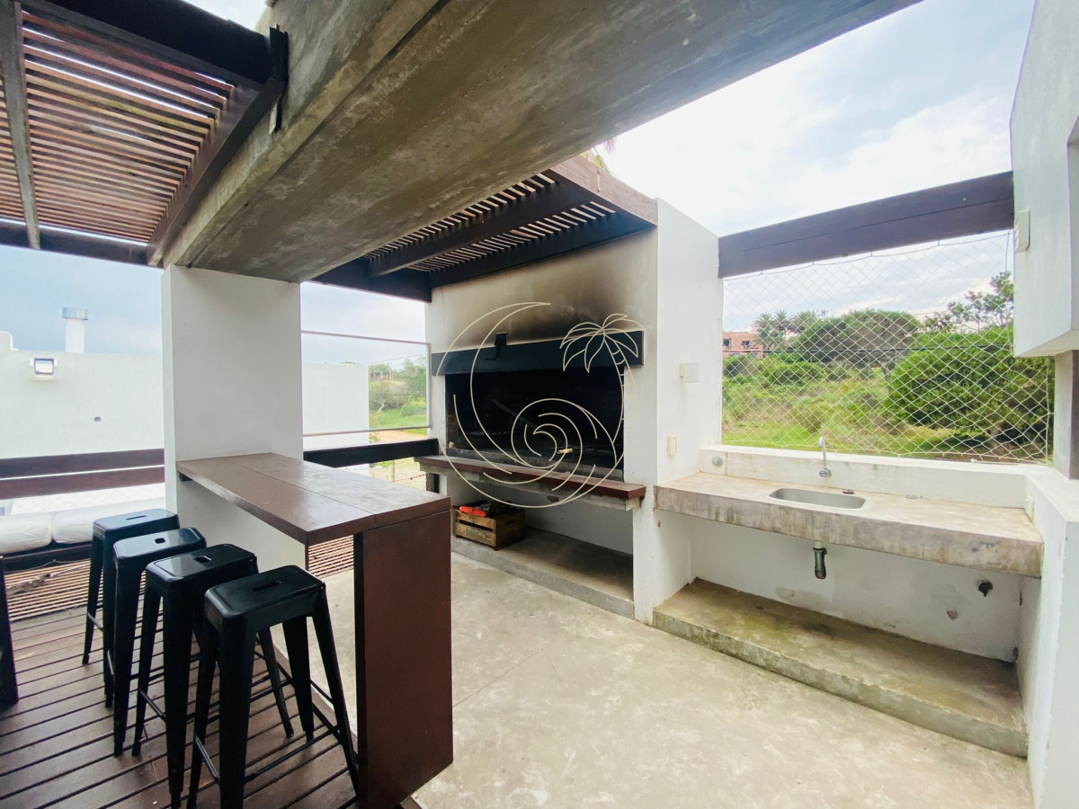 Casa ID.21092859 - Excelente Casa de 5 Dormitorios en Manantiales, Punta del Este