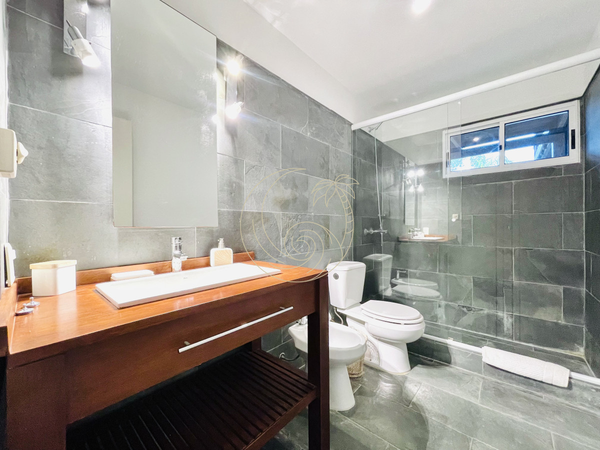 Casa ID.21092859 - Excelente Casa de 5 Dormitorios en Manantiales, Punta del Este