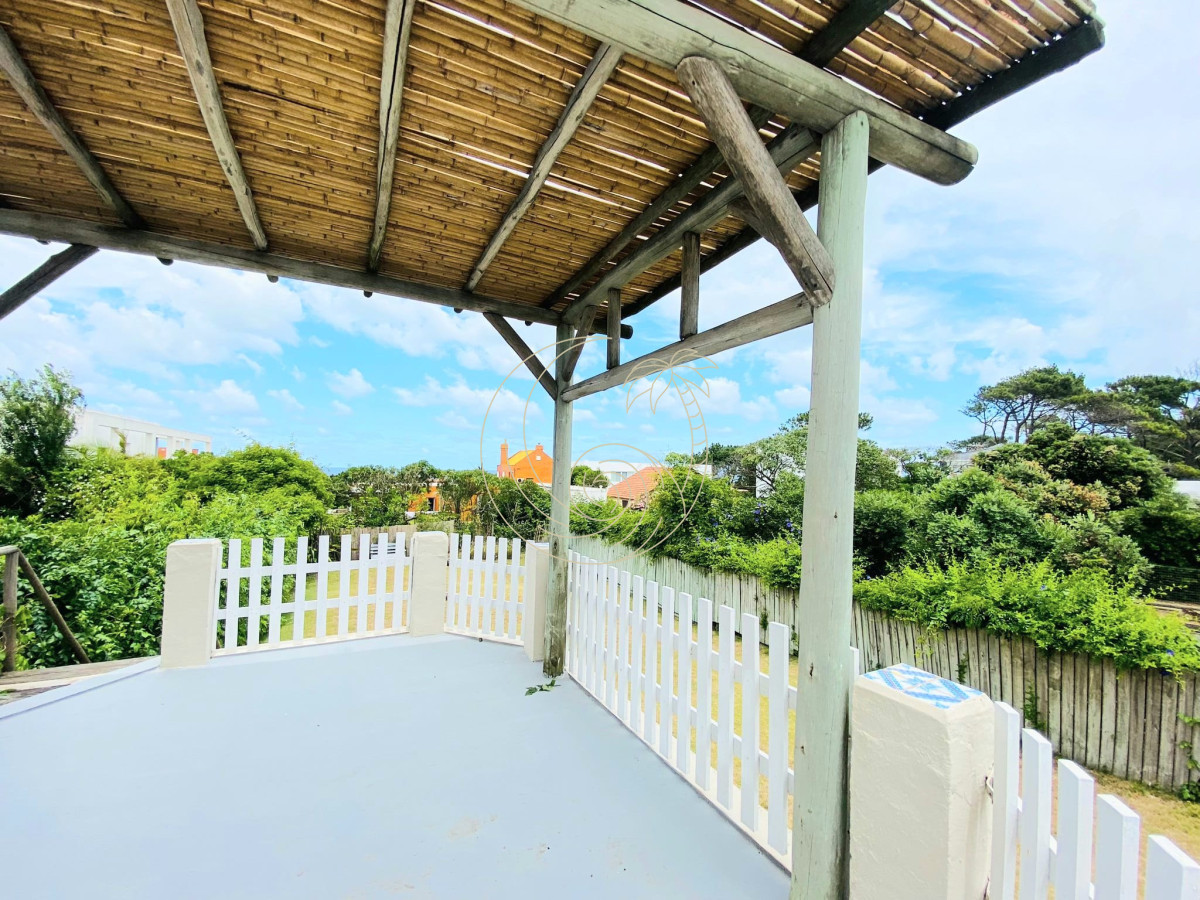 Casa ID.21092647 - Excelente Casa de 4 Dormitorios en Montoya, La Barra