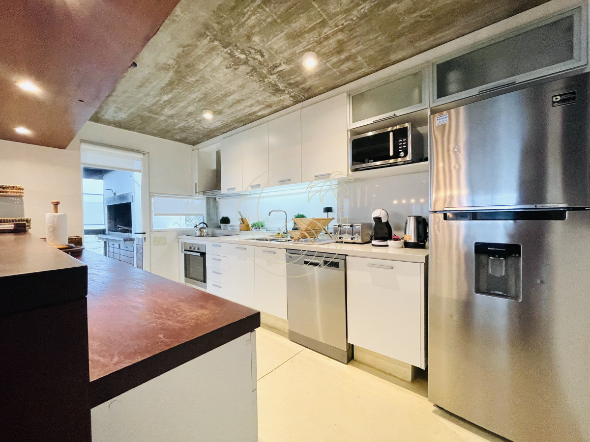 Casa ID.21092859 - Excelente Casa de 5 Dormitorios en Manantiales, Punta del Este