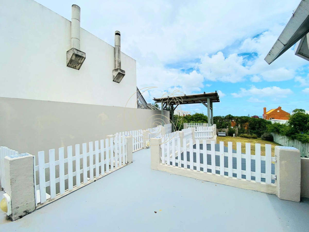 Casa ID.21092647 - Excelente Casa de 4 Dormitorios en Montoya, La Barra