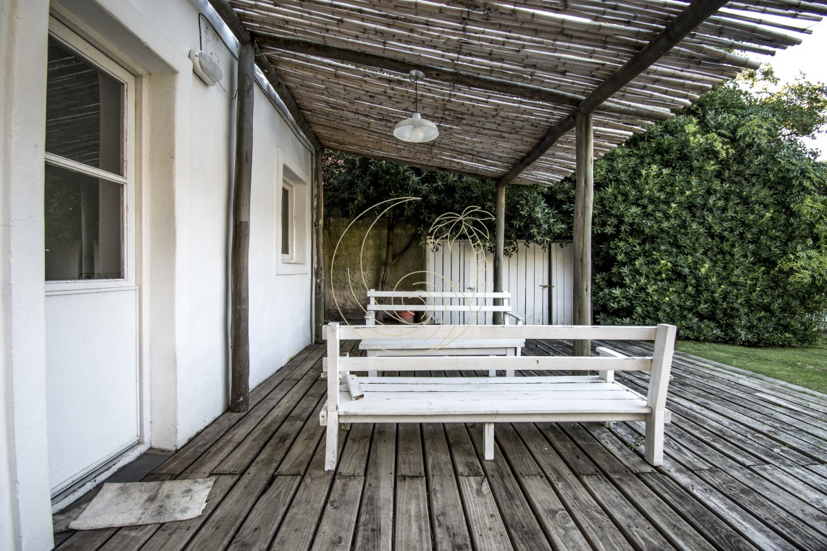Casa ID.21092881 - Excelente Casa de 4 Dormitorios con Piscina y Parrillero en Montoya, La Barra