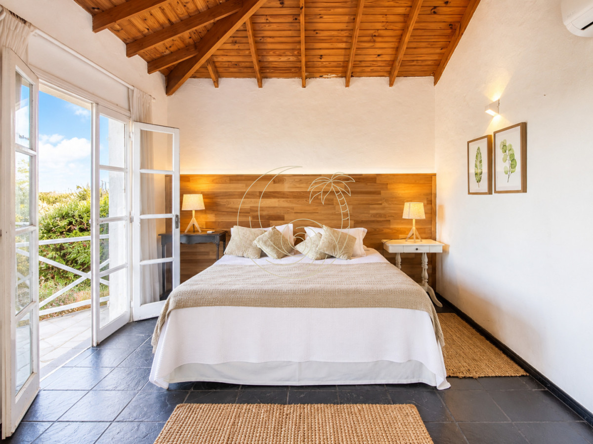 Casa ID.21092881 - Excelente Casa de 4 Dormitorios con Piscina y Parrillero en Montoya, La Barra