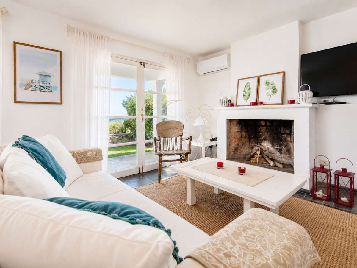 Casa ID.21092881 - Excelente Casa de 4 Dormitorios con Piscina y Parrillero en Montoya, La Barra