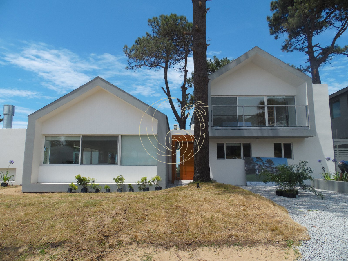 Casa ID.21093167 - Excelente Casa de 5 Dormitorios en Barrio Privado Pinar del Faro, José Ignacio