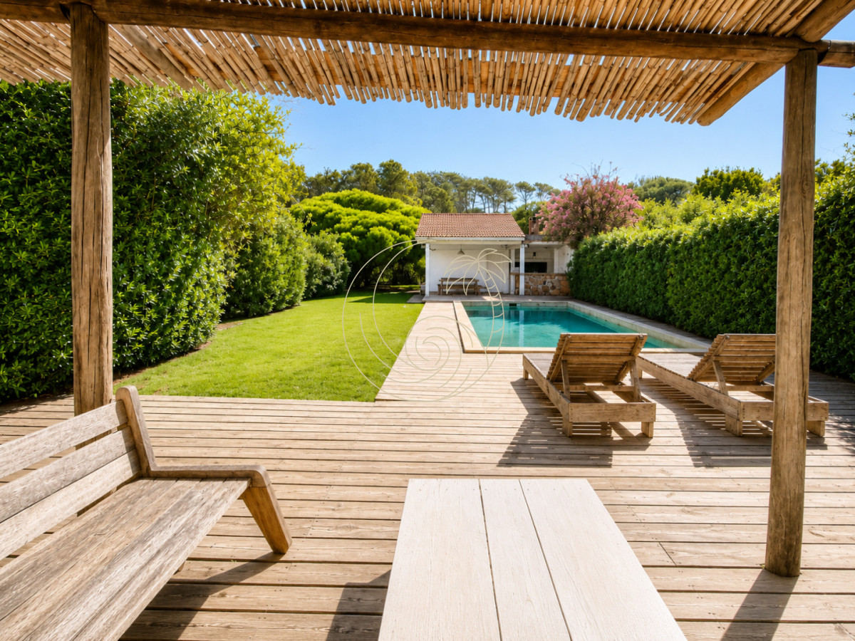 Casa ID.21092881 - Excelente Casa de 4 Dormitorios con Piscina y Parrillero en Montoya, La Barra