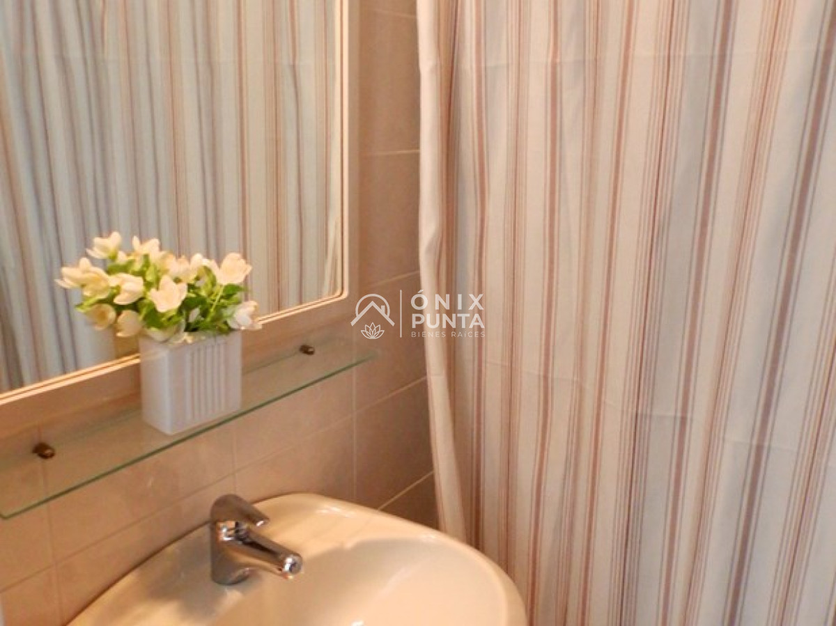 Apartamento ID.74 - Apartamento de 1 Dormitorio en Venta - Roosevelt, Punta del Este